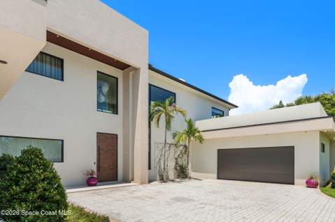 7866 Casuarina Drive, Melbourne Beach FL - photo 19 of 154