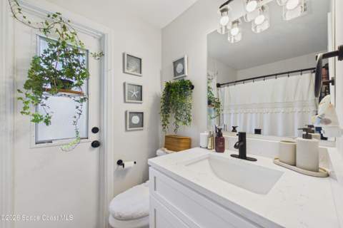 667 Antigua Street, Palm Bay FL - photo 13 of 44