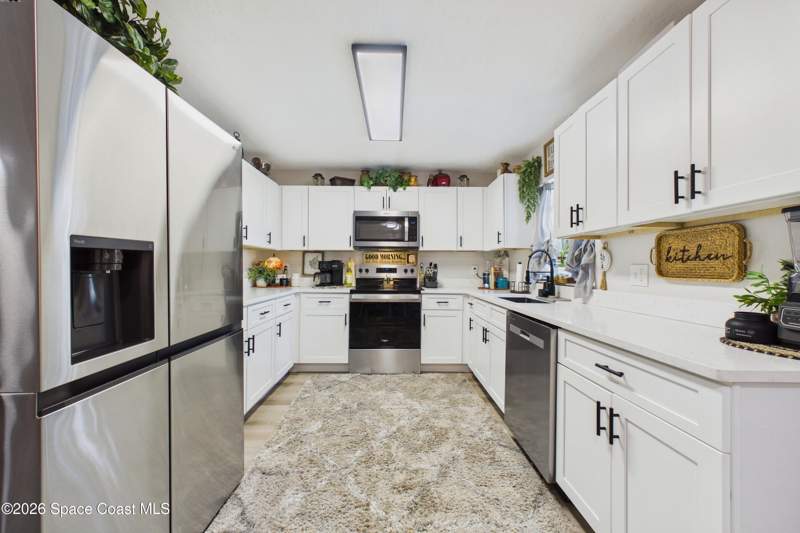 3 bedroom Single Family Residence at 667 Antigua Street, Port Malabar Country Club Unit 7, Palm Bay — photo 5