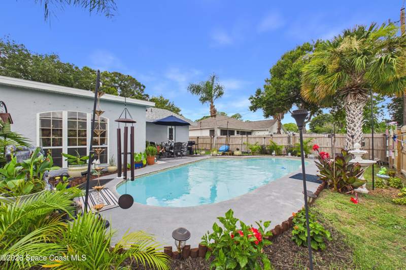 3 bedroom Single Family Residence at 667 Antigua Street, Port Malabar Country Club Unit 7, Palm Bay — photo 3