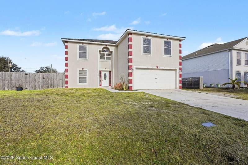 5 bedroom Single Family Residence at 194 Abalone Road, Port Malabar Unit 13, Palm Bay — photo 3