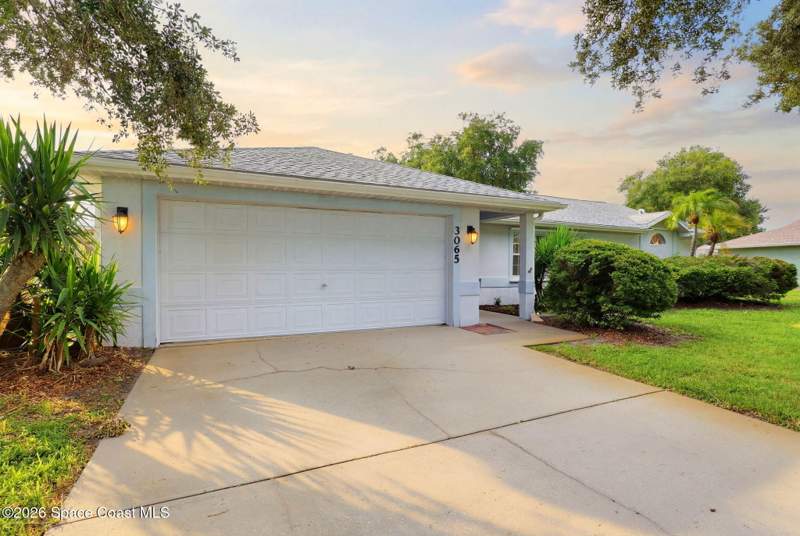 4 bedroom Single Family Residence at 3065 Pineda Crossing Drive, Pineda Crossing Phase I, Melbourne — photo 3