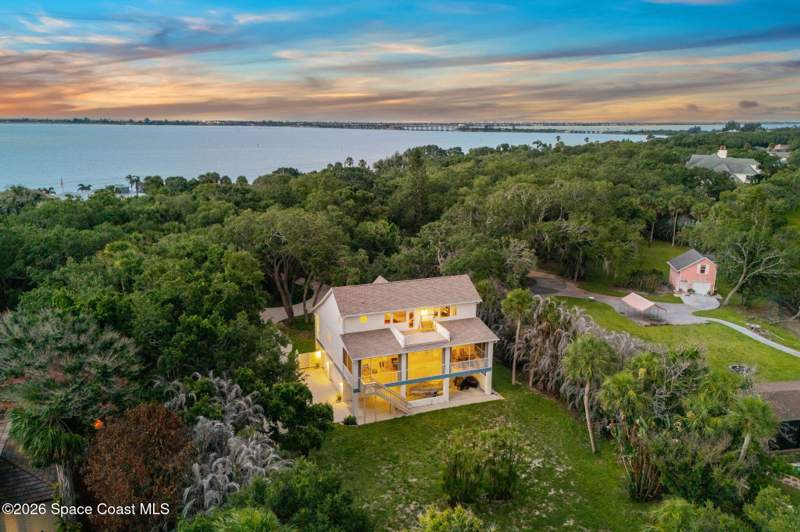 3 bedroom Single Family Residence at 7755 S Tropical Trail, Merritt Island, Merritt Island — photo 5