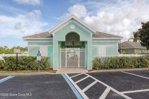 2153 Redwood Circle, Palm Bay FL - photo 14 of 17