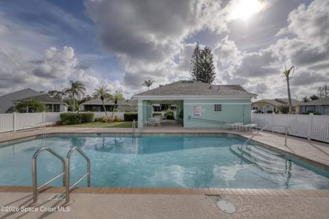 2153 Redwood Circle, Palm Bay FL - photo 15 of 17