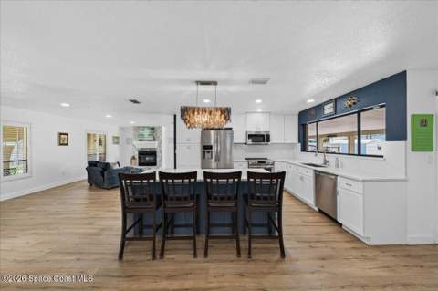 200 Forest Hill Drive, Cocoa FL - photo 6 of 56