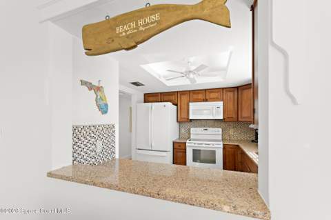 190 Escambia Lane #305, Cocoa Beach FL - photo 12 of 50