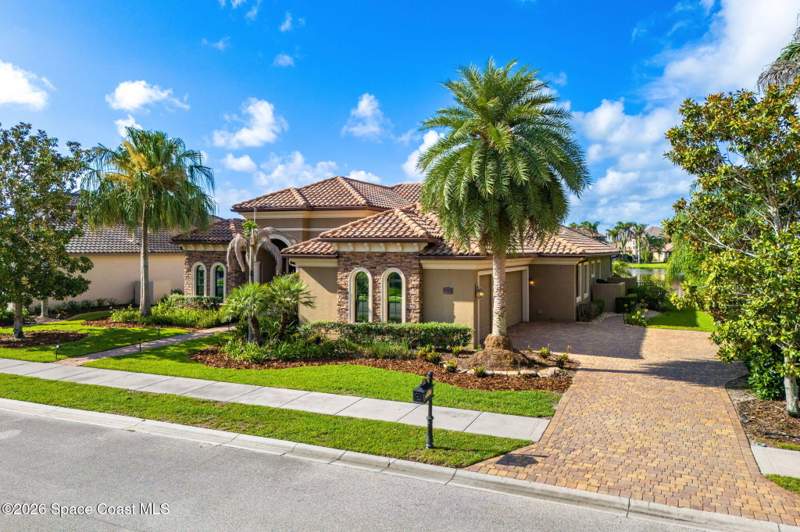 4 bedroom Single Family Residence at 2898 Wyndham Way, Wyndham at Duran, Melbourne — photo 4