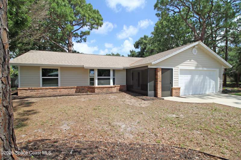 4 bedroom Single Family Residence at 271 Naylor Street, Port Malabar Unit 45, Palm Bay — photo 2