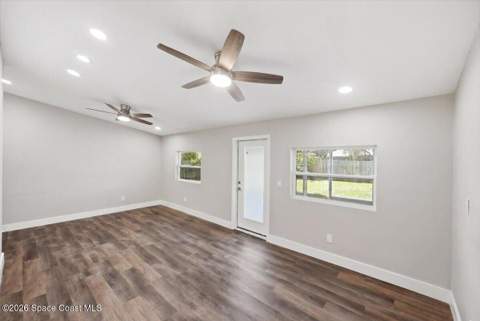 271 Naylor Street, Palm Bay FL - photo 13 of 40