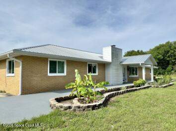 5 bedroom Single Family Residence at 3695 Mirkwood Street, Indian River Park, Mims — photo 3