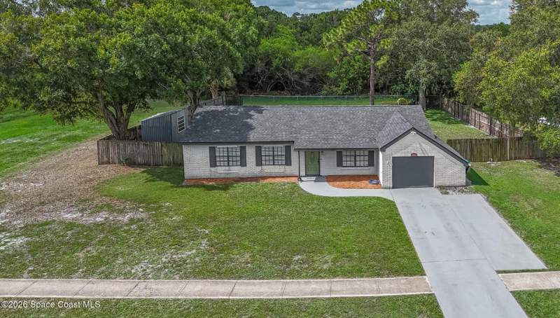 3 bedroom Single Family Residence at 1481 Mariposa Drive, Port Malabar Country Club Unit 6, Palm Bay — photo 4