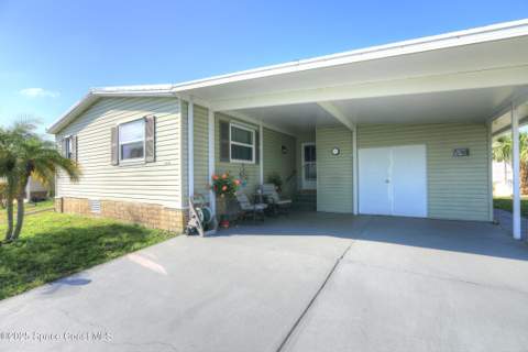 7622 Great Bear Lake Drive #30, Micco FL - photo 6 of 33