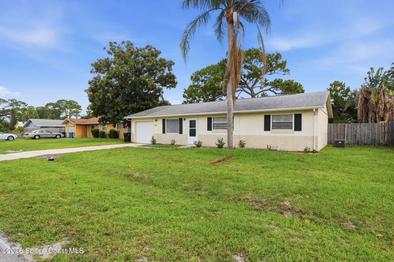3 bedroom Single Family Residence at 625 Concord Street, Port Malabar Country Club Unit 8, Palm Bay — photo 3