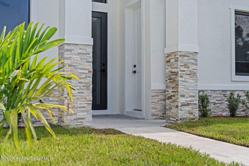 4 bedroom Single Family Residence at 1356 Walthan Street, Port Malabar Unit 18, Palm Bay — photo 4