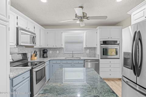 85 Catalina Isle Drive, Merritt Island FL - photo 13 of 37