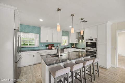 1540 Bay Shore Drive, Cocoa Beach FL - photo 15 of 40