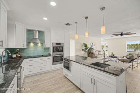 1540 Bay Shore Drive, Cocoa Beach FL - photo 16 of 40