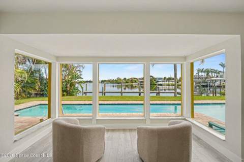 1540 Bay Shore Drive, Cocoa Beach FL - photo 7 of 40