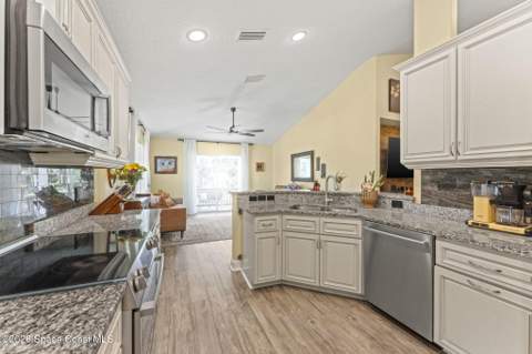 881 Mandarin Drive, Palm Bay FL - photo 22 of 64