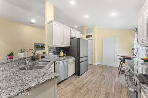 881 Mandarin Drive, Palm Bay FL - photo 23 of 64