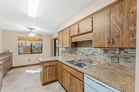 9030 York Lane #12d, West Melbourne FL - photo 18 of 48