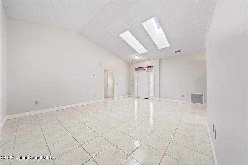 3 bedroom Single Family Residence at 1839 Clover Circle, Meadow Cove, Melbourne — photo 4