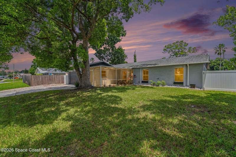 4 bedroom Single Family Residence at 1012 Fairway Lane, Rockledge, Rockledge — photo 4