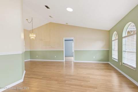 541 Tuttle Court, Palm Bay FL - photo 8 of 31