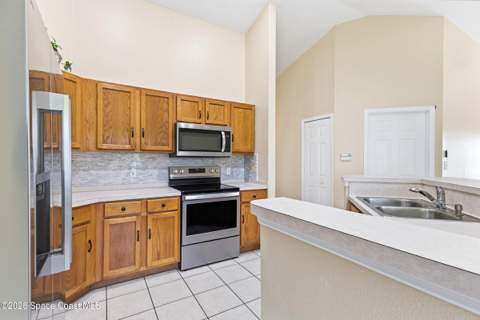 541 Tuttle Court, Palm Bay FL - photo 13 of 31