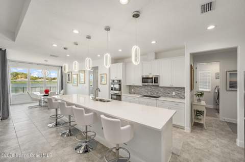 375 Loymer Circle, Merritt Island FL - photo 7 of 58