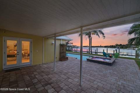 1540 Bay Shore Drive, Cocoa Beach FL - photo 23 of 40