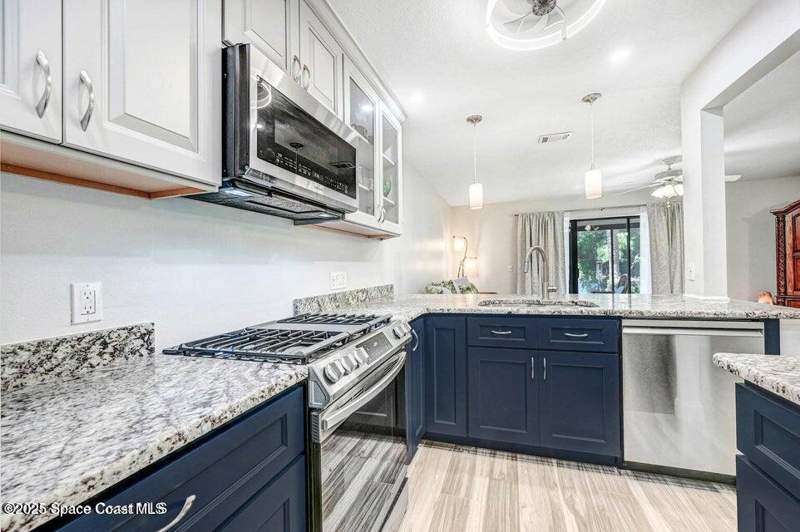 3 bedroom Condominium at 330 Lofts Drive, Waterside at Suntree Ph I, Melbourne — photo 4