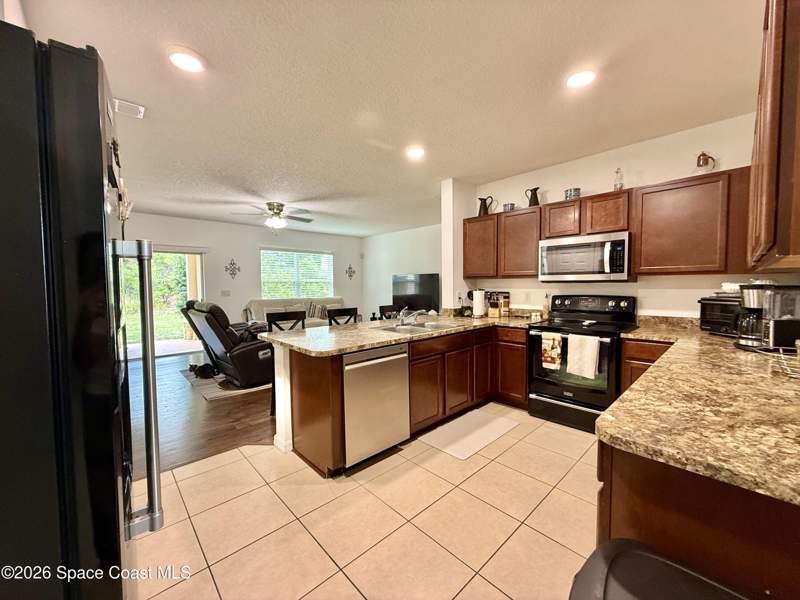 3 bedroom Single Family Residence at 331 Alder Avenue, Port Malabar Unit 9, Palm Bay — photo 4