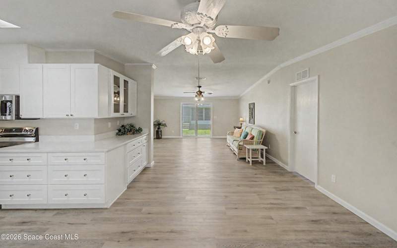 2 bedroom Manufactured Home at 436 Horseshoe Bend Circle #192, Northwest Lakes Condo Ph V, Cocoa — photo 3