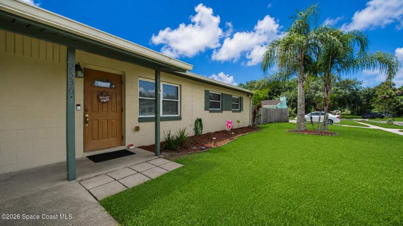4 bedroom Single Family Residence at 2536 Stratford Drive, Shakespeare Park Sec 1, Cocoa — photo 2