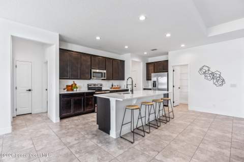 195 Loymer Circle, Merritt Island FL - photo 8 of 51