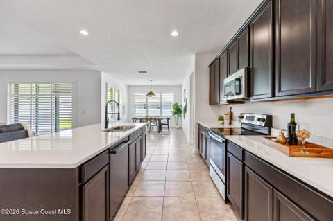 195 Loymer Circle, Merritt Island FL - photo 10 of 51