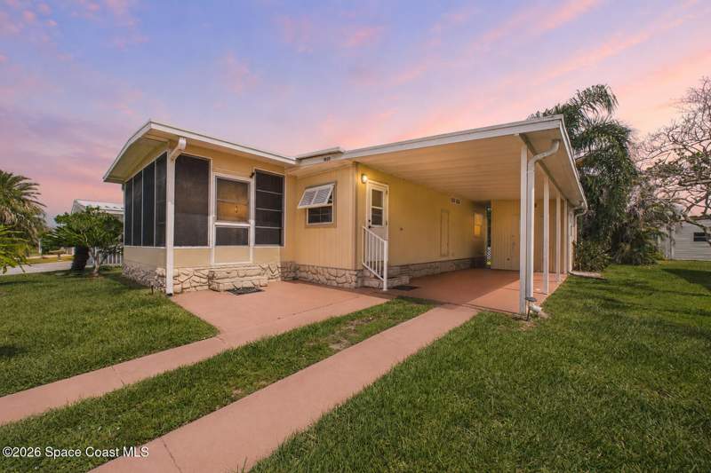 2 bedroom Manufactured Home at 1020 Royal Palm Drive, Barefoot Bay Unit 2 Part 10, Barefoot Bay — photo 2