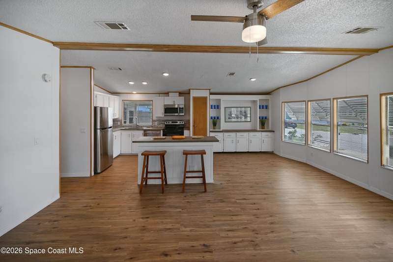 2 bedroom Manufactured Home at 451 E Egret Circle, Barefoot Bay Unit 2 Part 13, Barefoot Bay — photo 4