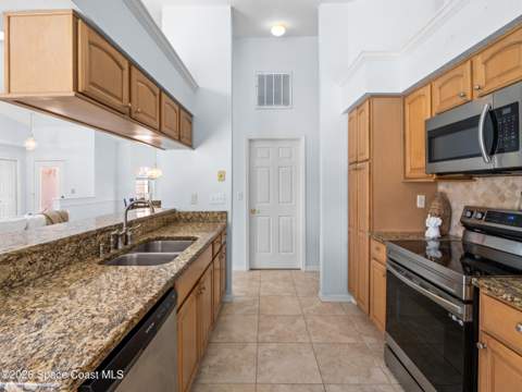 155 Waters Edge Lane, Indialantic FL - photo 12 of 31