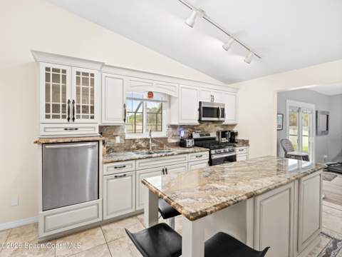 2582 Empire Avenue, Melbourne FL - photo 19 of 43
