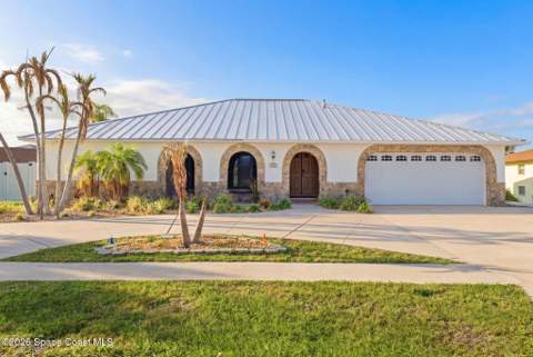 1525 Sykes Creek Drive, Merritt Island FL - photo 13 of 65