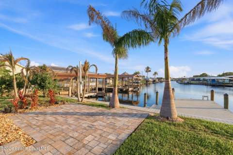 1525 Sykes Creek Drive, Merritt Island FL - photo 9 of 65