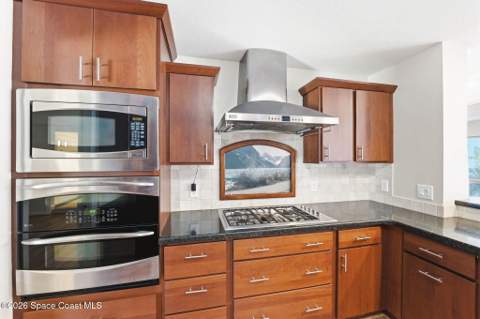 1525 Sykes Creek Drive, Merritt Island FL - photo 21 of 65