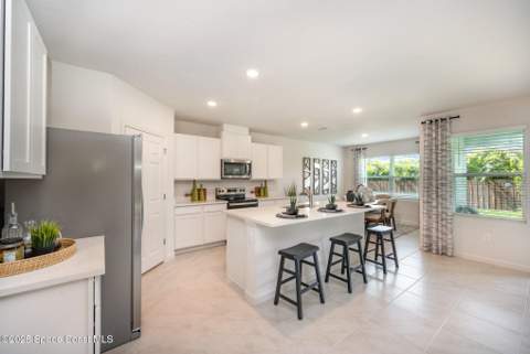 2801 Indian River Parkway, Mims FL - photo 8 of 33
