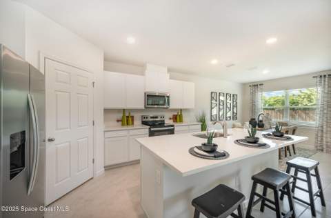 2801 Indian River Parkway, Mims FL - photo 9 of 33