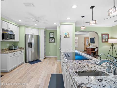 609 Manor Place, West Melbourne FL - photo 12 of 52