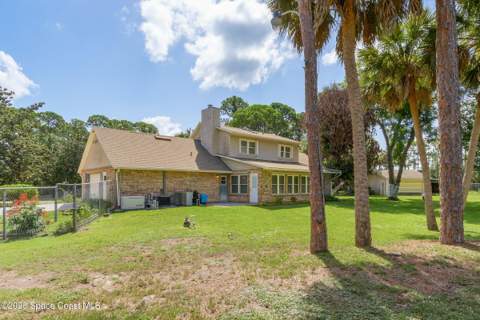 898 Havelock Avenue, Palm Bay FL - photo 8 of 31