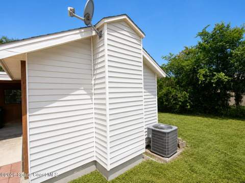 581 Borraclough Avenue, Palm Bay FL - photo 22 of 22
